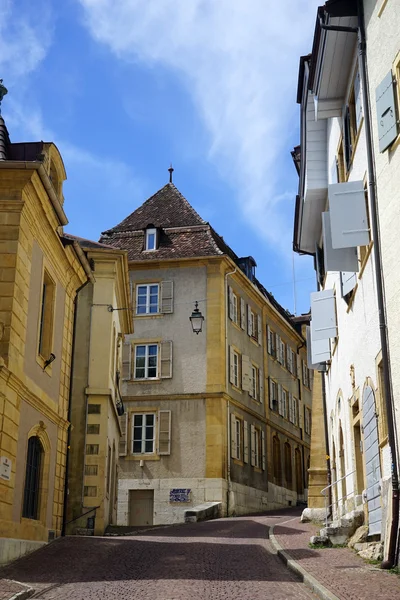 Narrow street in Neuchatel — Stock Photo, Image