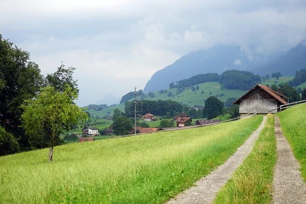 Track en schuur — Stockfoto