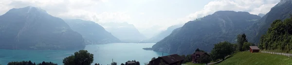 Panorama do lago Lucerna na Suíça — Fotografia de Stock