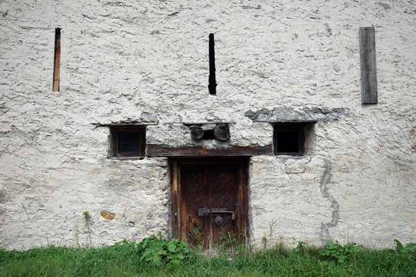 Muur en deur — Stockfoto