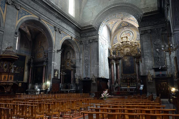 Dentro de la catedral de Castres — Foto de Stock