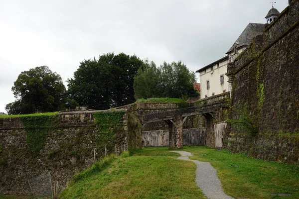 Stará kamenná pevnost — Stock fotografie