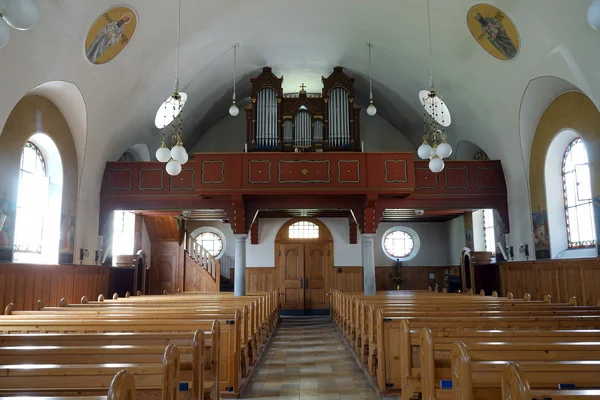 Dentro da igreja em Gurtnellen — Fotografia de Stock