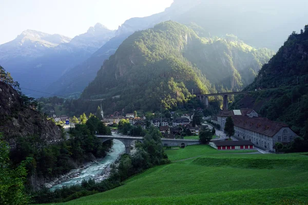 Silenen en los Alpes suizos — Foto de Stock
