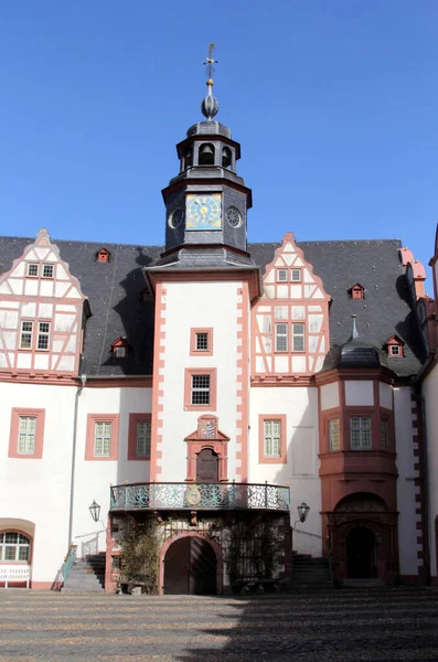 德国黑森州魏尔堡城堡魏尔堡城堡是德国黑森市最重要的巴洛克宫殿之一 魏尔堡是林堡 魏尔堡地区的第三大城市 — 图库照片