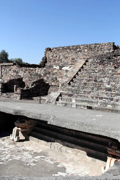 Besöker Teotihuacan Mexiko Det Del Den Arkeologiska Platsen Mexikos Bäcken — Stockfoto