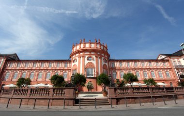 wiesbaden sarayda Biebrich