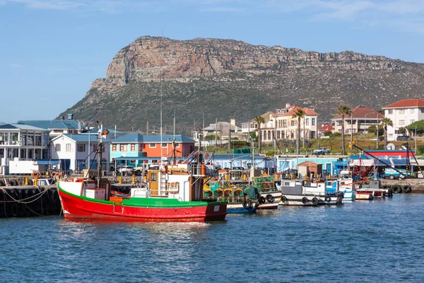 Fiskebåtar Förtöjda Kalk Bay Harbour Kaphalvön Kapstaden — Stockfoto
