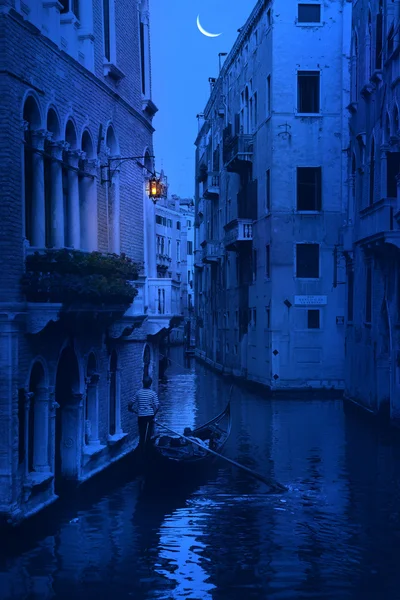 Blauwe nacht in Venetië - Italië — Stockfoto