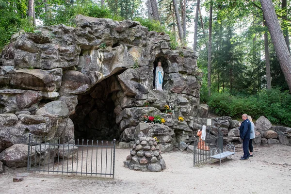 Palanga Litauen Juli 2020 Vår Lady Lourdes Grotto Birutes Park — Stockfoto