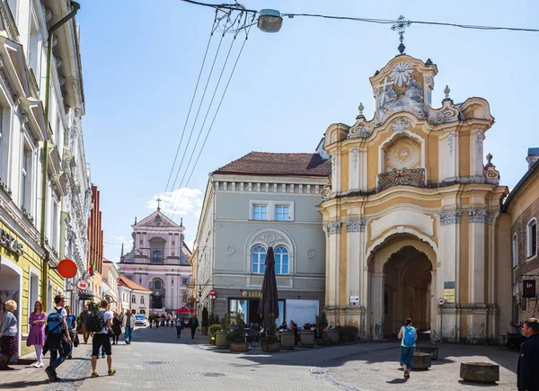 Βίλνιους Λιθουανία Μαΐου 2017 Βασιλική Πύλη Που Οδηγεί Μοναστήρι Και — Φωτογραφία Αρχείου
