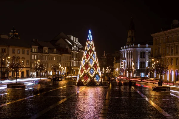 Vilnius Lituania Dicembre 2020 Vista Notturna Dell Albero Natale Ornato — Foto Stock