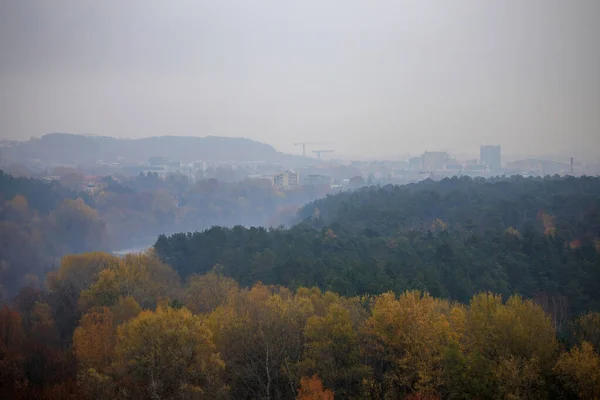 Paisaje Del Bosque Otoñal Con Valle Del Río Neris Ciudad — Foto de Stock