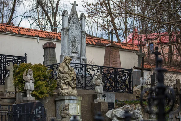Vilna Lituania Abril 2021 Antiguas Lápidas Estatuas Cementerio Bernardino Uno — Foto de Stock