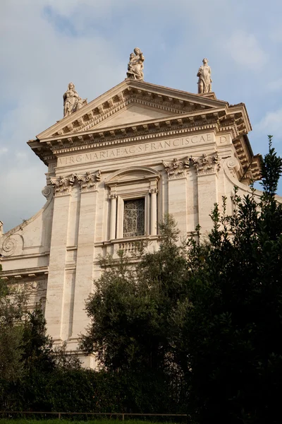 Die romanische Kirche von Santa Francesca — Stockfoto