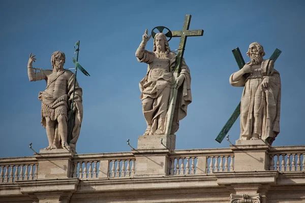 St. Peter basilika i vatikan stad — Stockfoto