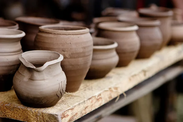 Töpfern bei Handwerkermarkt — Stockfoto