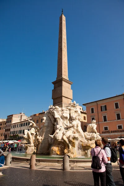 Fontana dei quattro fiumi — Stockfoto