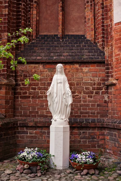 Estatua de Santa María —  Fotos de Stock