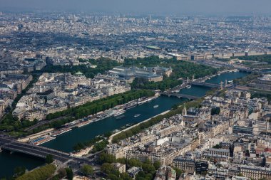Paris havadan görünümü