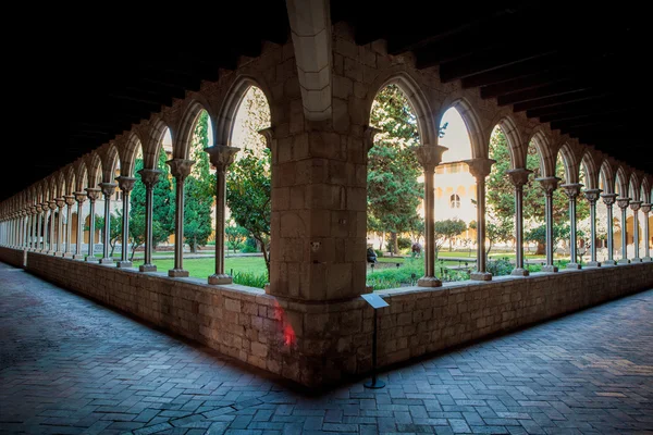 Monasterio de Pedralbes en Barcelona, Cataluña, España —  Fotos de Stock