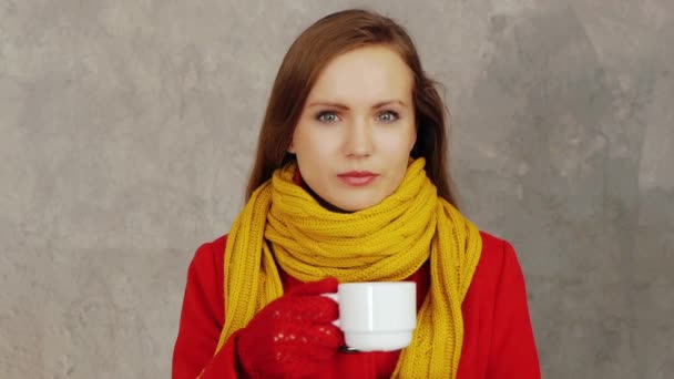 Woman drinking tea — Stock Video