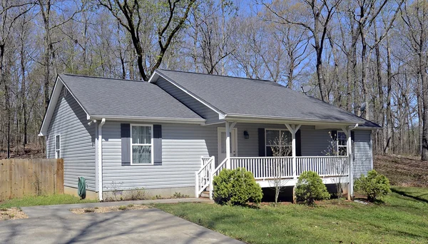 Small House with Front Porch — Stock Photo, Image