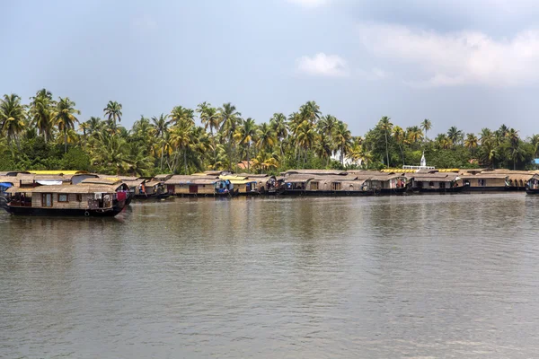 Boats at backwaters in Kerala — Stock Photo, Image