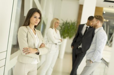 Ofiste Multiratial insanlar