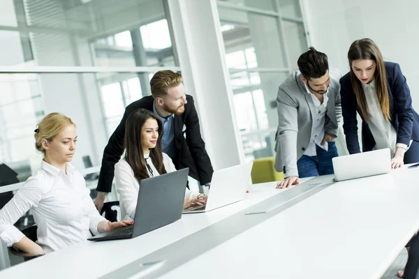 Business people in the office — Stock Photo, Image