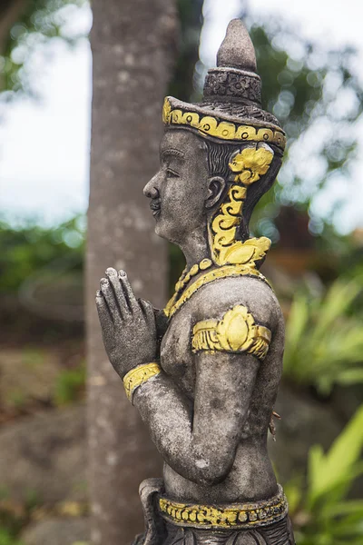 Vue de la statue en prière — Photo