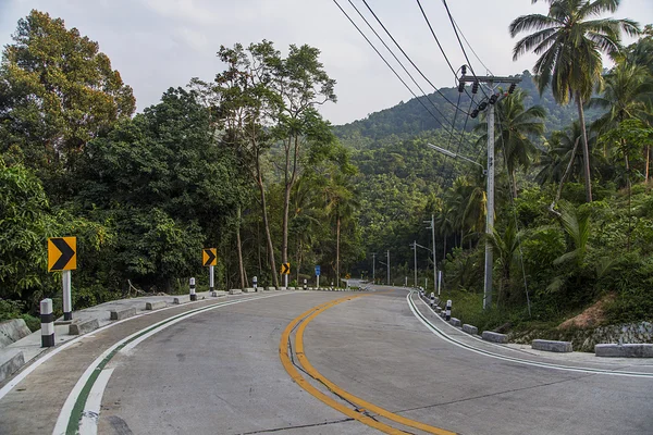 Tayland 'da dolambaçlı yol — Stok fotoğraf