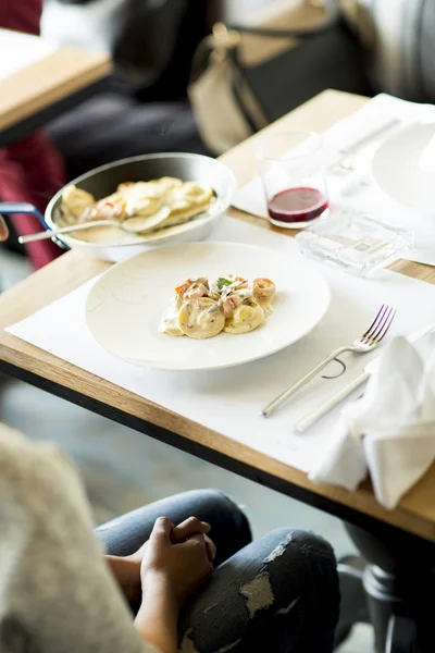 Woman in the restaurant — Stock Photo, Image