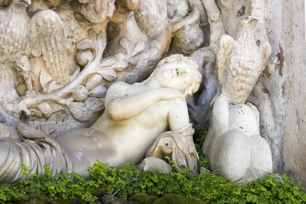 Brunnen "Schlafende Venus" — Stockfoto