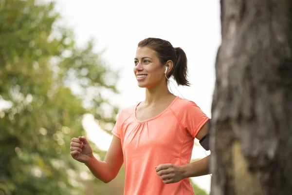 Donna che fa un allenamento — Foto Stock