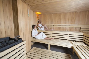 Kadınlar saunasında dinlendirici