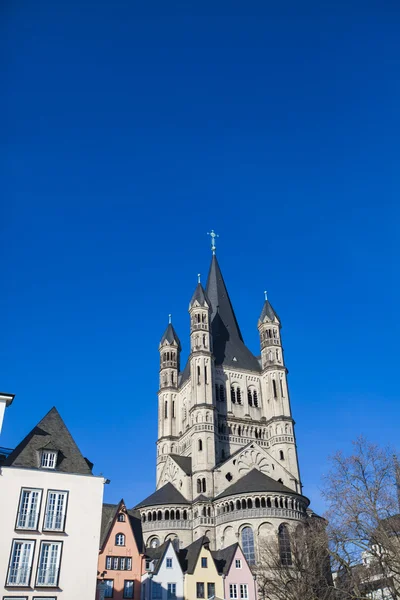 Stora kyrkan st. martin i Köln — Stockfoto