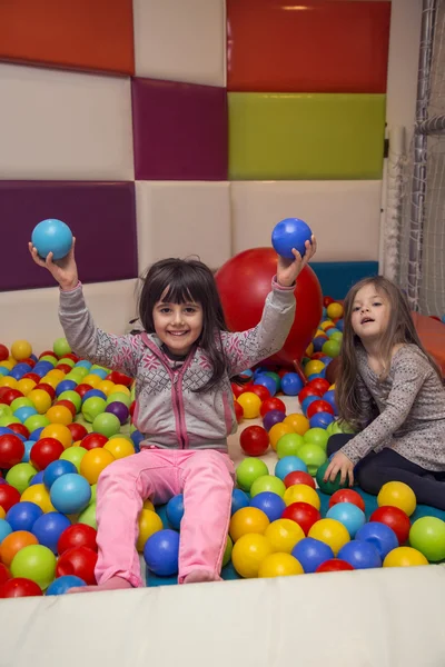 Schattig kleine meisjes — Stockfoto