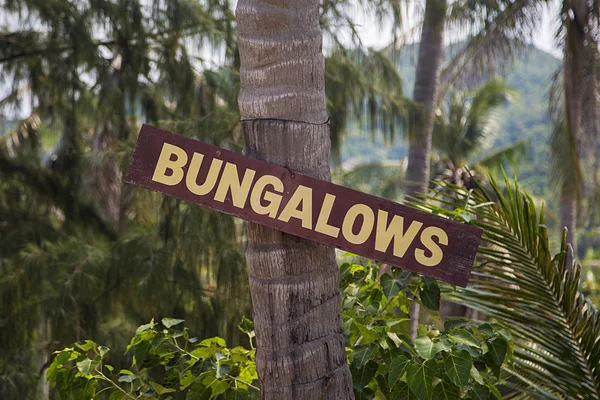 Señal de bungalows en Tailandia — Foto de Stock