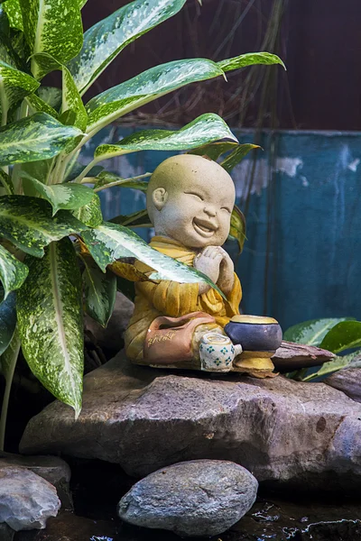 Buddhista szerzetes szobor — Stock Fotó