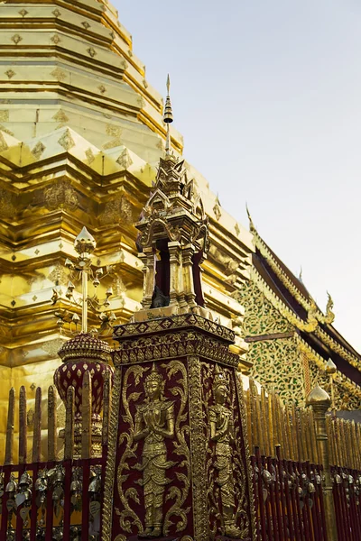 Wat Phra que le temple Doi Suthep — Photo