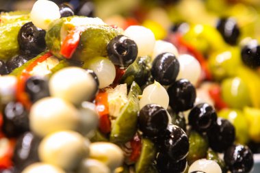 Zeytin salata Market