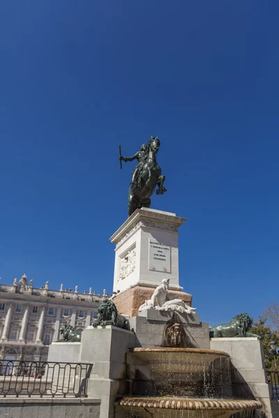 Monumento de Felipe IV en Msdrid — Foto de Stock