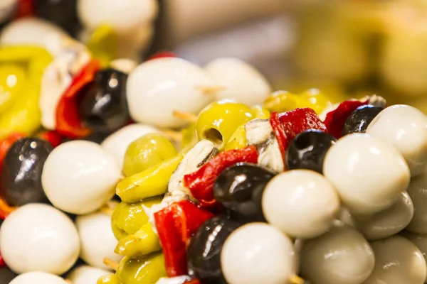 Salade d'olives au marché — Photo