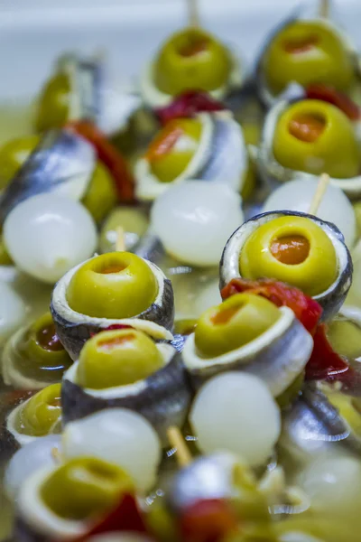 Insalata di olive al mercato — Foto Stock