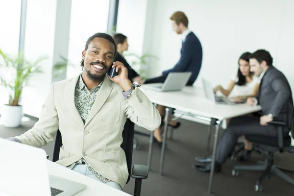 Homme d'affaires afro-américain — Photo