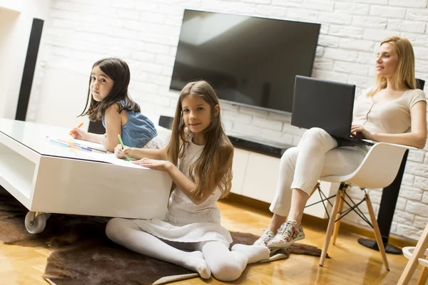 Girls doing homework — Stock Photo, Image