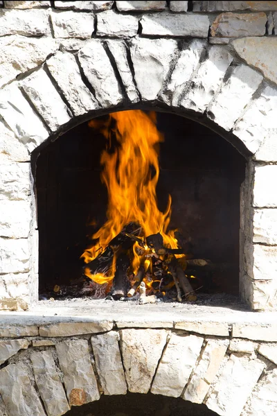 Widok ognia w kominku — Zdjęcie stockowe