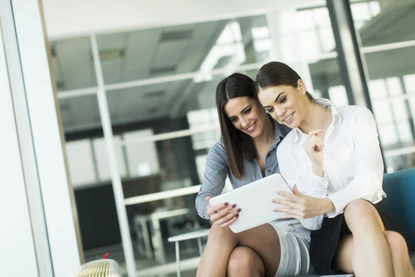 Business people in the office — Stock Photo, Image