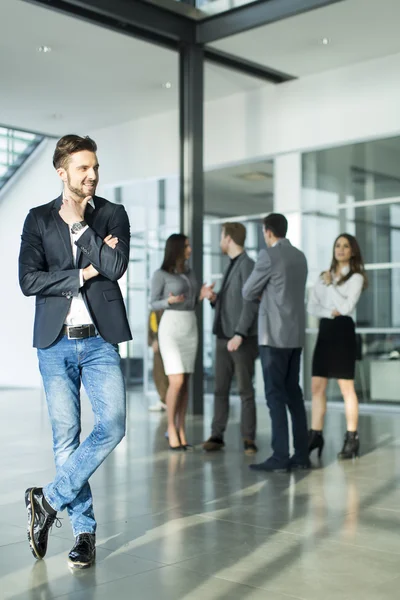 Jovem Empresário Bonitão — Fotografia de Stock